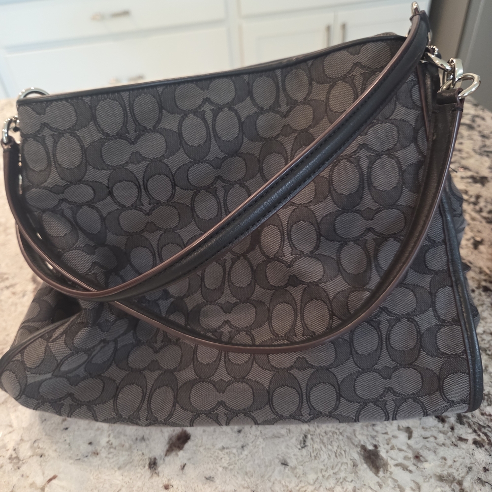 Coach Black and Gray Patterned Shoulder Bag - Picture 11 of 12